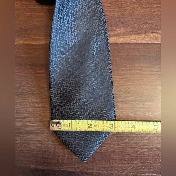 🍁SALE🍁MICHAEL KORS Black Necktie - Picture 9 of 10